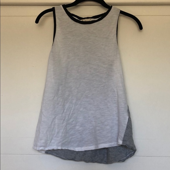 Gray and white top - Picture 1 of 3